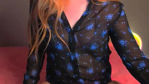 luna1vibe online show from December 22, 2025, 5:37 am