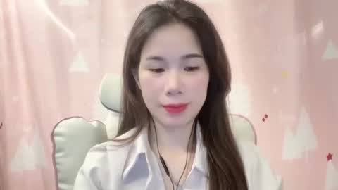 Luna online show from May 2, 2026, 4:28 am