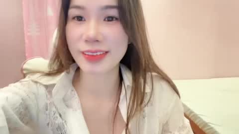 Luna online show from August 5, 2026, 2:53 pm