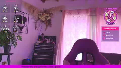 Luna online show from May 2, 2026, 4:34 pm
