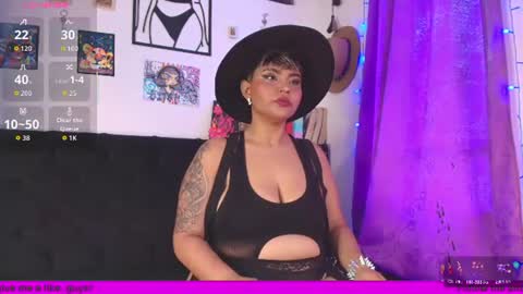 Luna online show from June 25, 2026, 9:52 pm