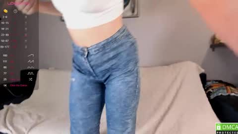 Snapshot of luna__l chatting on March 16, 2026, 1:22 am Alice online show from March 16, 2026, 1:22 am