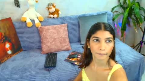 Snapshot of luna__logan chatting on September 8, 2025, 2:49 pm luna__logan online show from September 8, 2025, 2:49 pm