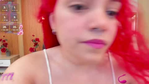 Snapshot of luna__vegga chatting on May 29, 2026, 4:27 pm Luna online show from May 29, 2026, 4:27 pm