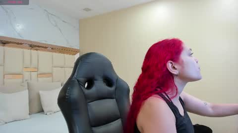 Snapshot of luna__vegga chatting on June 9, 2026, 4:51 pm Luna online show from June 9, 2026, 4:51 pm