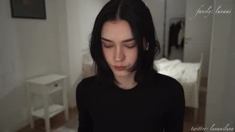 Snapshot of luna_ai chatting on February 4, 2026, 7:53 pm Just call me Lu online show from February 4, 2026, 7:53 pm