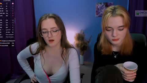 luna_berryy online show from January 21, 2025, 2:43 am