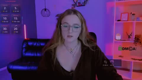 Snapshot of luna_berryy chatting on April 21, 2026, 7:17 pm luna_berryy online show from April 21, 2026, 7:17 pm