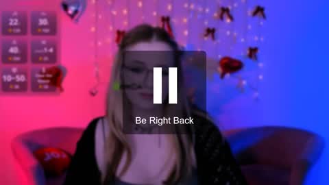 Snapshot of luna_berryy chatting on May 13, 2026, 7:55 pm luna_berryy online show from May 13, 2026, 7:55 pm