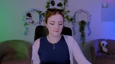 Snapshot of luna_berryy chatting on June 30, 2026, 6:53 pm luna_berryy online show from June 30, 2026, 6:53 pm