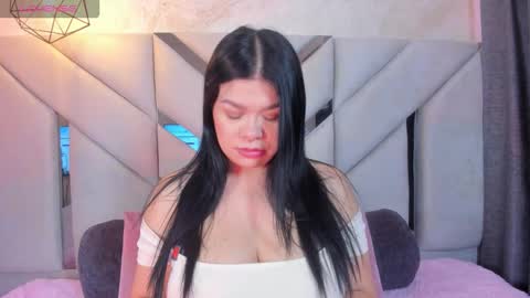  Luna  online show from March 17, 2026, 5:55 am