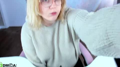 luna online show from April 30, 2026, 1:12 am