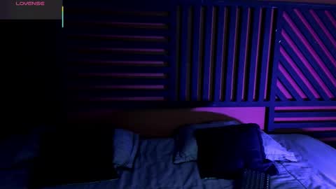 luna_cute14 online show from January 17, 2026, 8:12 pm