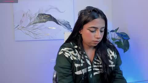 luna_cute14 online show from May 2, 2026, 9:31 pm