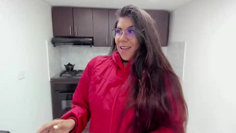 luna  online show from September 30, 2025, 11:15 am