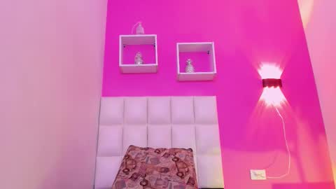 Luna online show from February 15, 2026, 11:30 am