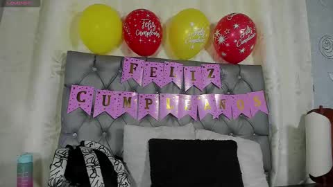 Snapshot of luna_evaa chatting on September 26, 2025, 2:32 pm Luna Eva online show from September 26, 2025, 2:32 pm