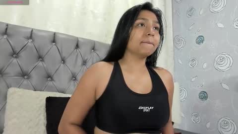 Luna Eva online show from January 6, 2026, 1:59 pm