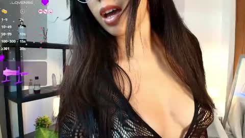 Luna Ferrer online show from May 19, 2026, 8:59 pm