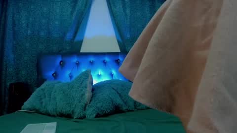 Snapshot of luna_hazard chatting on March 9, 2025, 12:00 am luna_hazard online show from March 9, 2025, 12:00 am