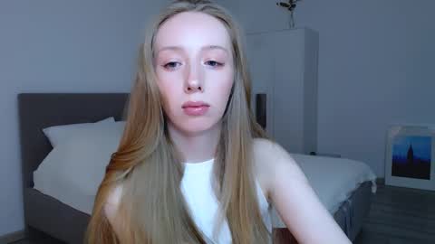 Luna online show from January 26, 2025, 9:07 pm