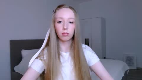 Snapshot of luna_insanity chatting on February 11, 2026, 8:58 pm Luna online show from February 11, 2026, 8:58 pm