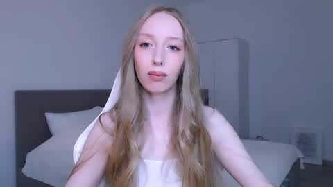 Snapshot of luna_insanity chatting on March 21, 2026, 9:18 pm Luna online show from March 21, 2026, 9:18 pm