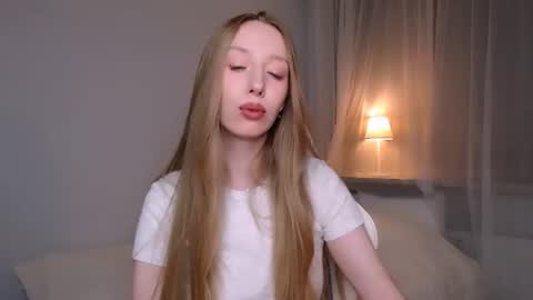 Luna online show from June 18, 2026, 10:36 pm