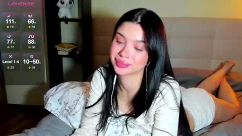 Hi everyone my name is Tina   online show from June 12, 2026, 1:26 am