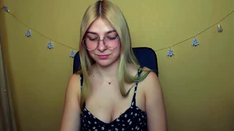 Luna online show from December 20, 2024, 12:38 pm