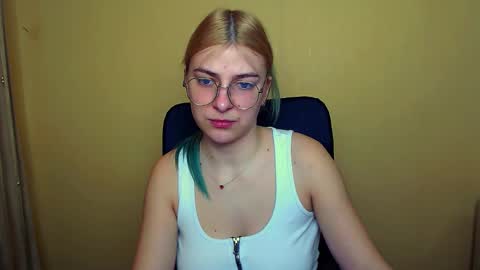 Luna online show from January 9, 2025, 8:24 am