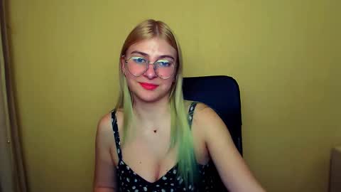 Luna online show from January 24, 2025, 11:37 am