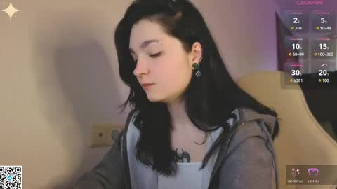 Luna online show from May 21, 2026, 1:56 am
