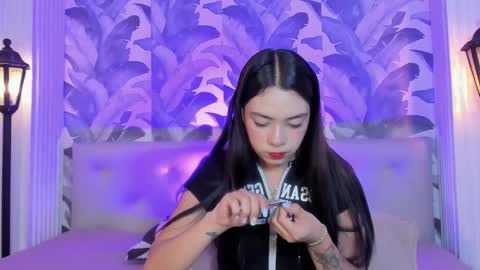 Luna Morgan online show from December 17, 2025, 3:23 am