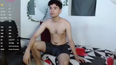 Luna and Rick online show from December 21, 2025, 6:59 pm