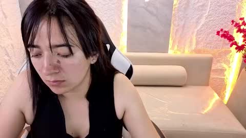 Luna online show from September 25, 2025, 8:34 pm