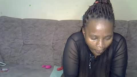 luna_peachy online show from June 13, 2026, 6:28 pm