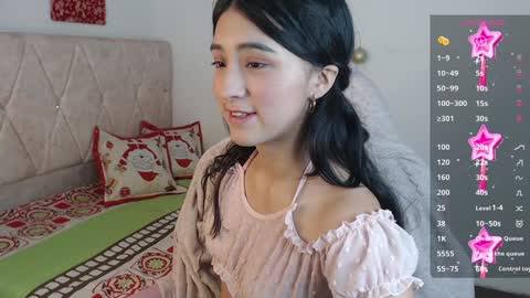 luna_roussee online show from January 22, 2025, 10:26 pm