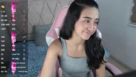 luna_roussee online show from March 9, 2025, 11:14 pm