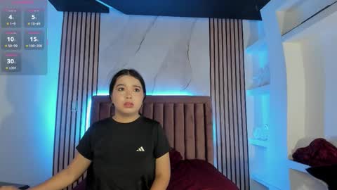 Snapshot of luna_sweeett_ chatting on September 23, 2025, 11:24 am Luna online show from September 23, 2025, 11:24 am