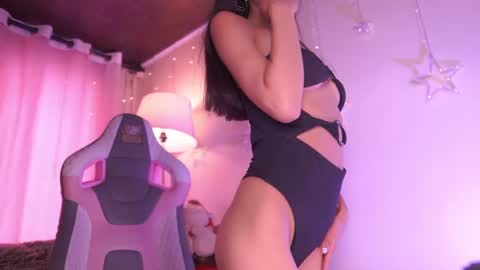 luna_sweeth online show from July 28, 2026, 4:39 pm