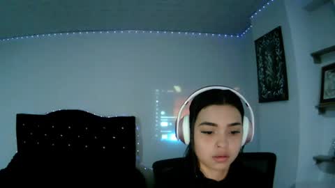 Snapshot of luna_velvet7 chatting on May 21, 2026, 4:52 am luna_velvet7 online show from May 21, 2026, 4:52 am