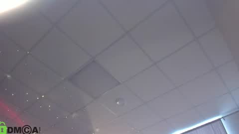 Snapshot of luna_vibee chatting on May 12, 2026, 3:03 am Luna online show from May 12, 2026, 3:03 am