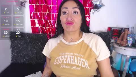 Snapshot of luna_vitihot chatting on September 24, 2025, 11:46 am luna_vitihot online show from September 24, 2025, 11:46 am