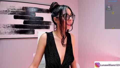 luna online show from January 8, 2025, 4:00 pm