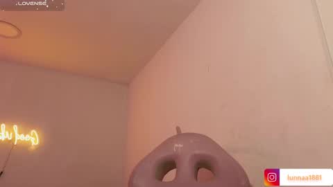 lunaaa_tay online show from February 11, 2025, 11:01 pm