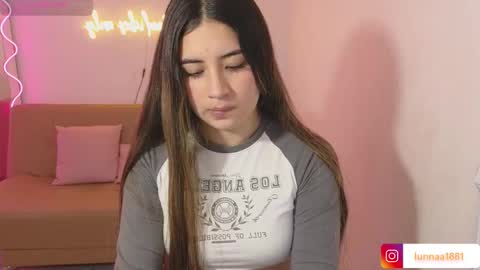 lunaaa_tay online show from February 15, 2025, 7:50 pm