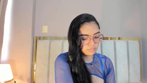 Luna Aspen online show from March 4, 2026, 6:14 pm