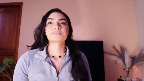 Luna Aspen online show from May 7, 2026, 6:13 pm