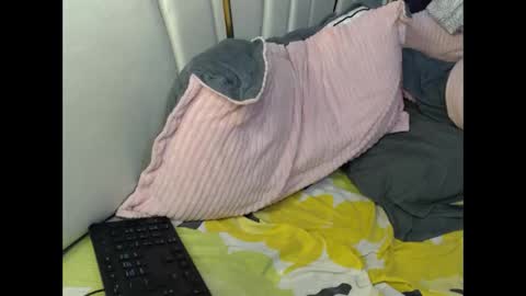 lunabloom01 online show from March 20, 2026, 3:00 am